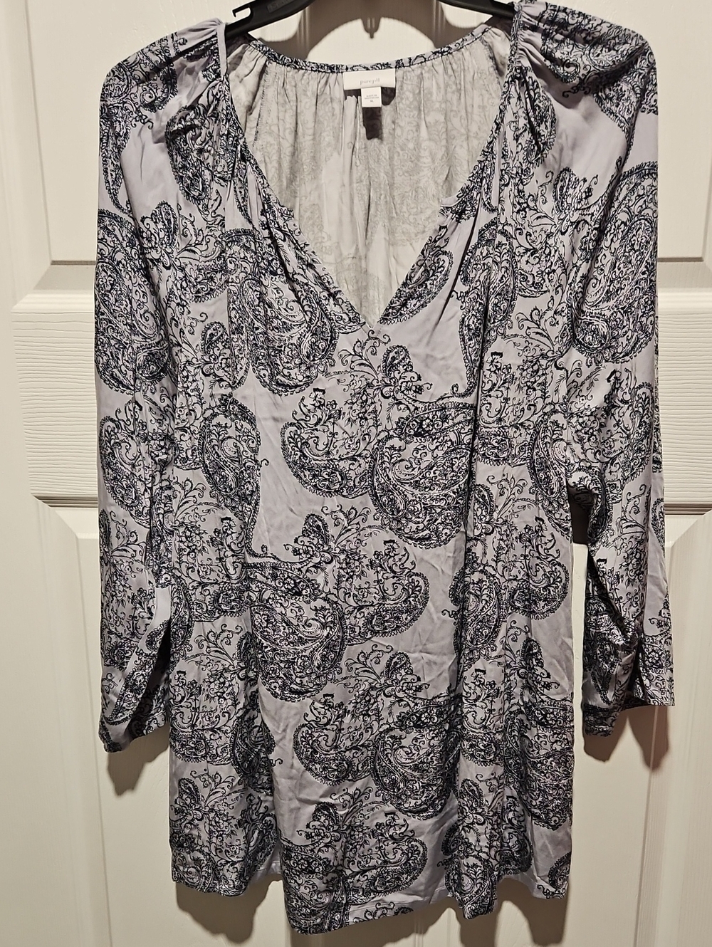 J. Jill Light Gray Tunic with Black Paisley Print